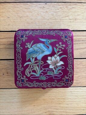 Vintage oriental embroidered jewelry box bird and flower gold outline